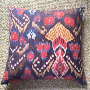 POTTERY BARN Pair of Reversible Boho Ikat Pillow Covers